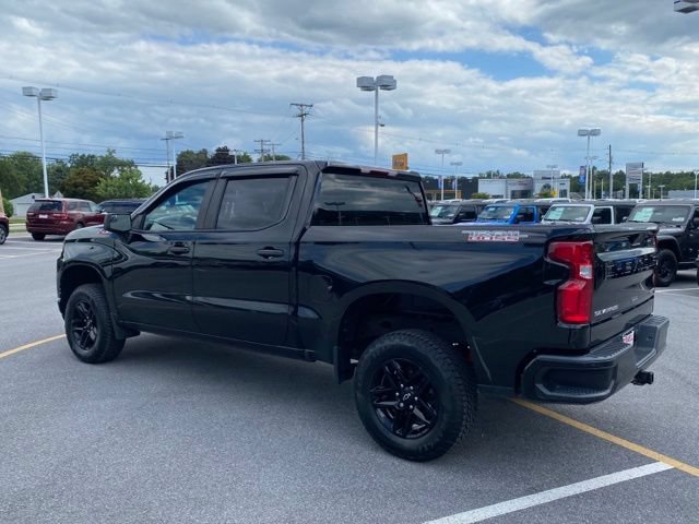 Used 2022 Chevrolet Silverado 1500 Custom Trail Boss AWD/4WD image 3