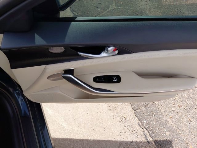 Used 2023 Kia Stinger GT-Line w/ Sun & Sound Package RWD image 31