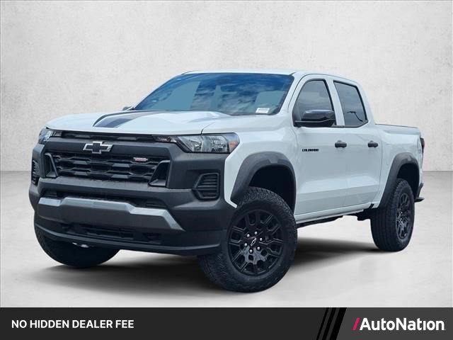 New 2026 Chevrolet Colorado Trail Boss w/ LPO, Hood Decal Package