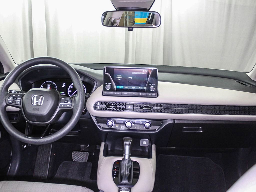 Used 2023 Honda HR-V LX image 13