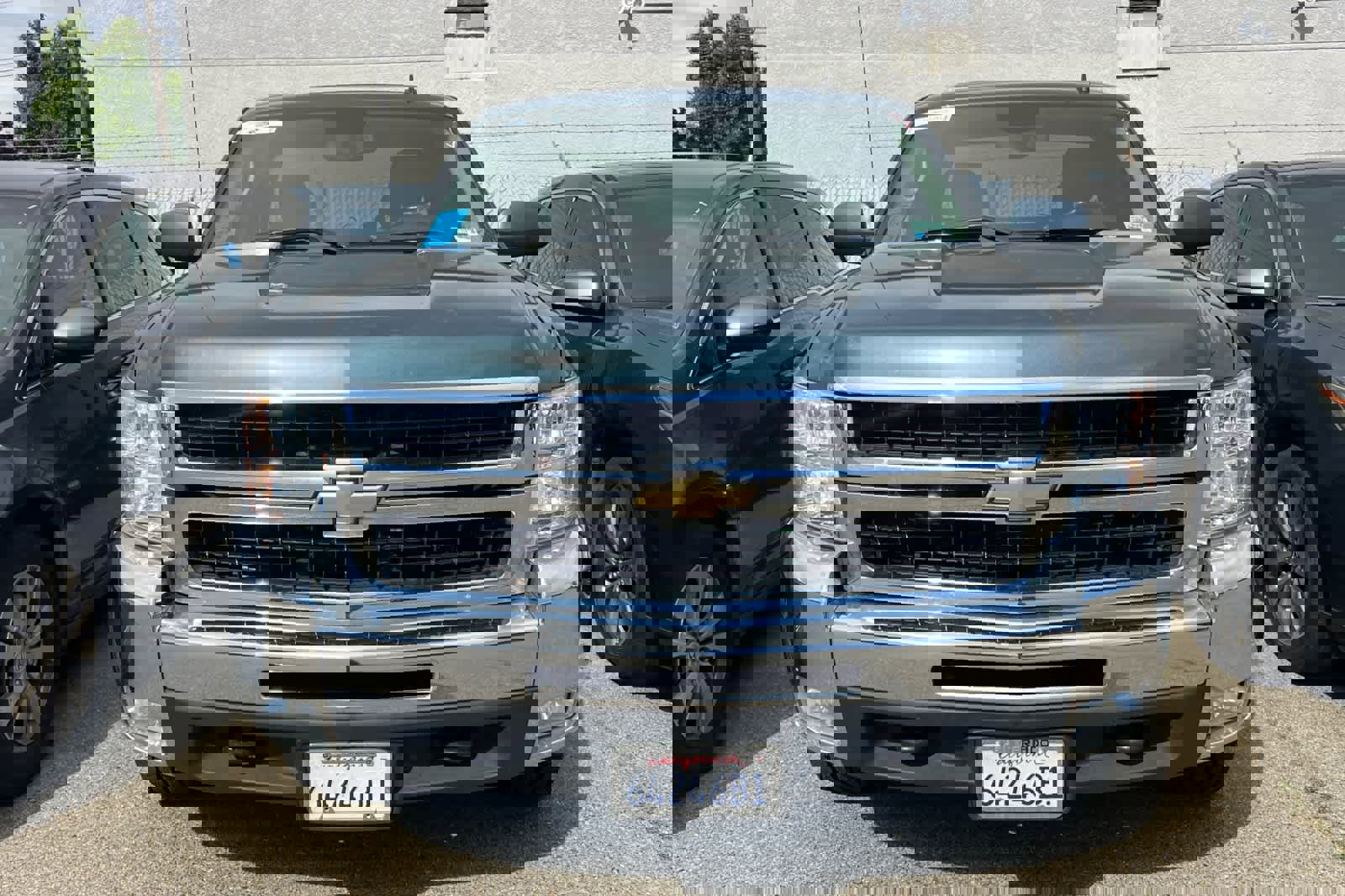 Used 2009 Chevrolet Silverado 2500 LTZ w/ Suspension Package, Off-Road AWD/4WD video 2