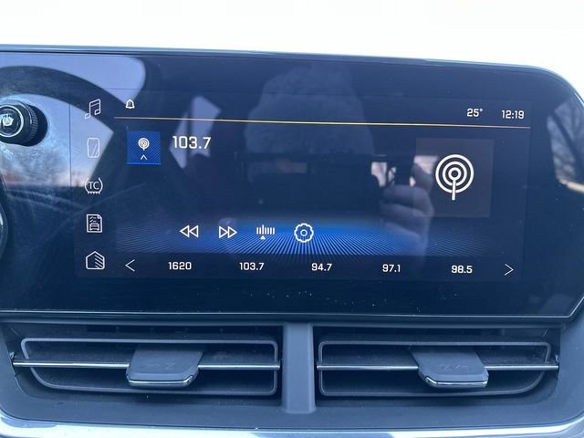 Used 2024 Chevrolet Trax LT image 13