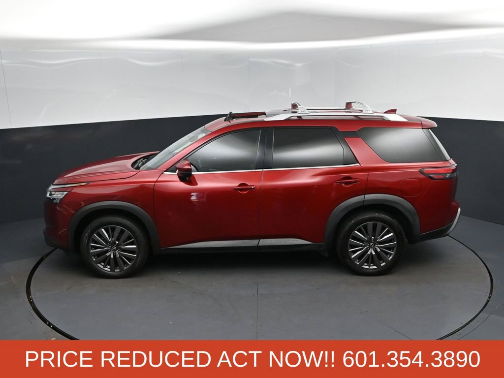 Used 2023 Nissan Pathfinder SL w/ SL Premium Package FWD image 33