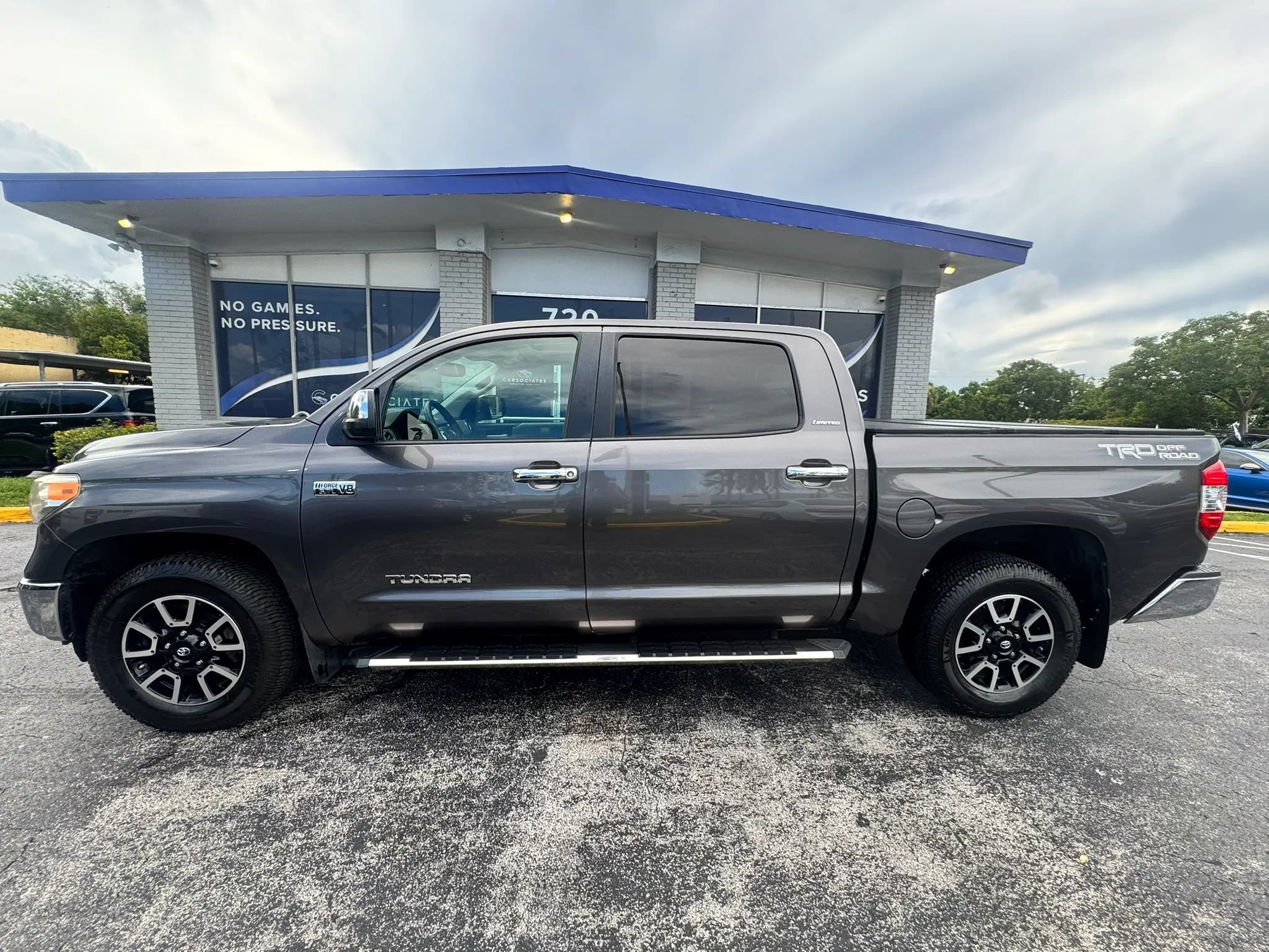 Used 2017 Toyota Tundra Limited w/ TRD Off Road Package RWD image 8