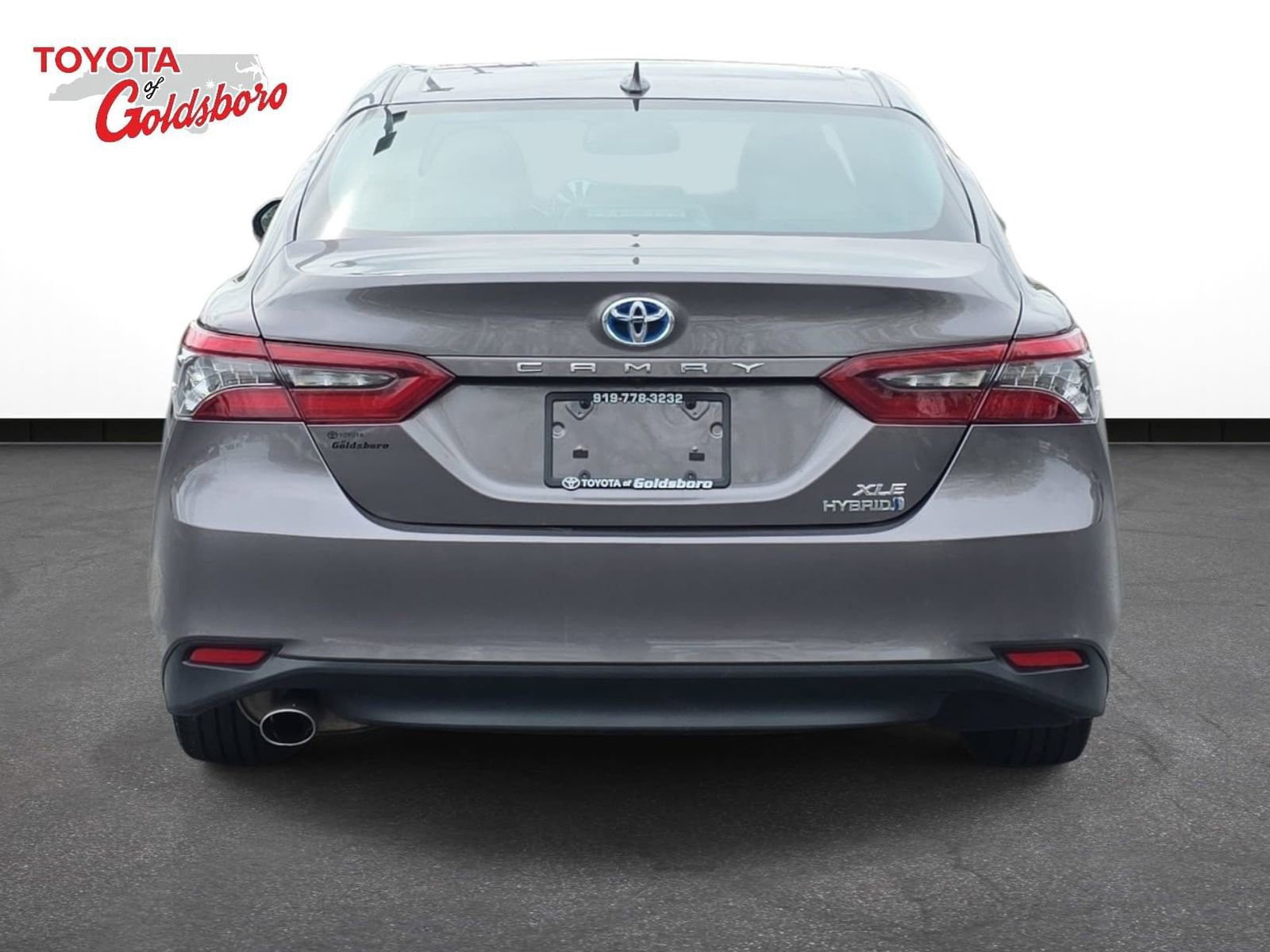Used 2024 Toyota Camry XLE image 6