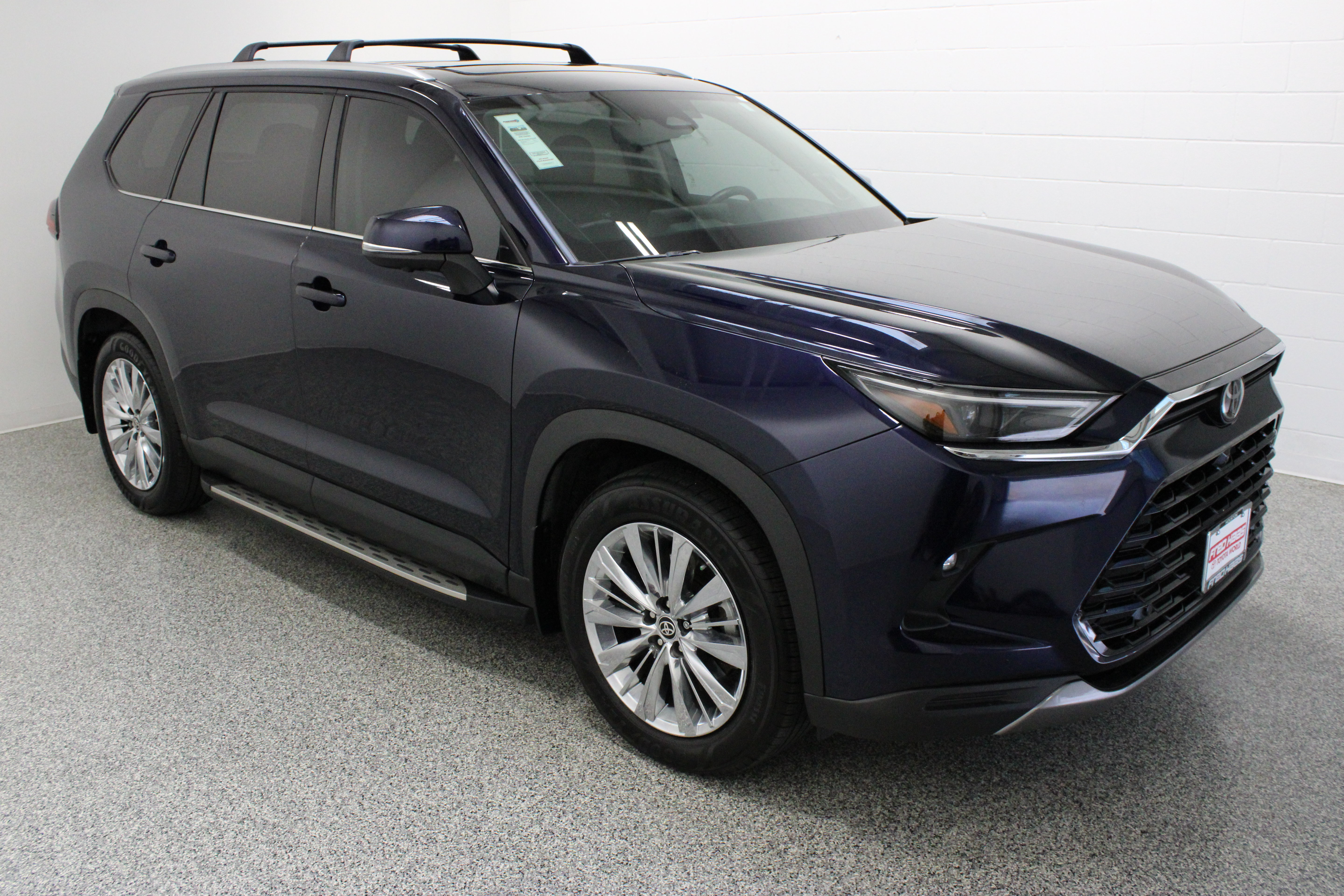 Used 2026 Toyota Grand Highlander AWD image 4
