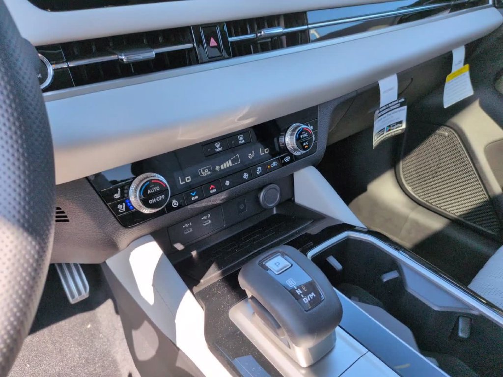 New 2026 Mitsubishi Outlander SEL AWD/4WD image 25