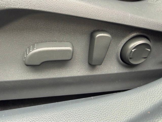 Used 2025 Subaru Outback Premium image 19