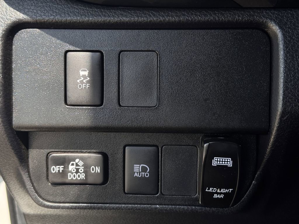 Used 2023 Toyota Tacoma SR5 w/ SX Package AWD/4WD image 23