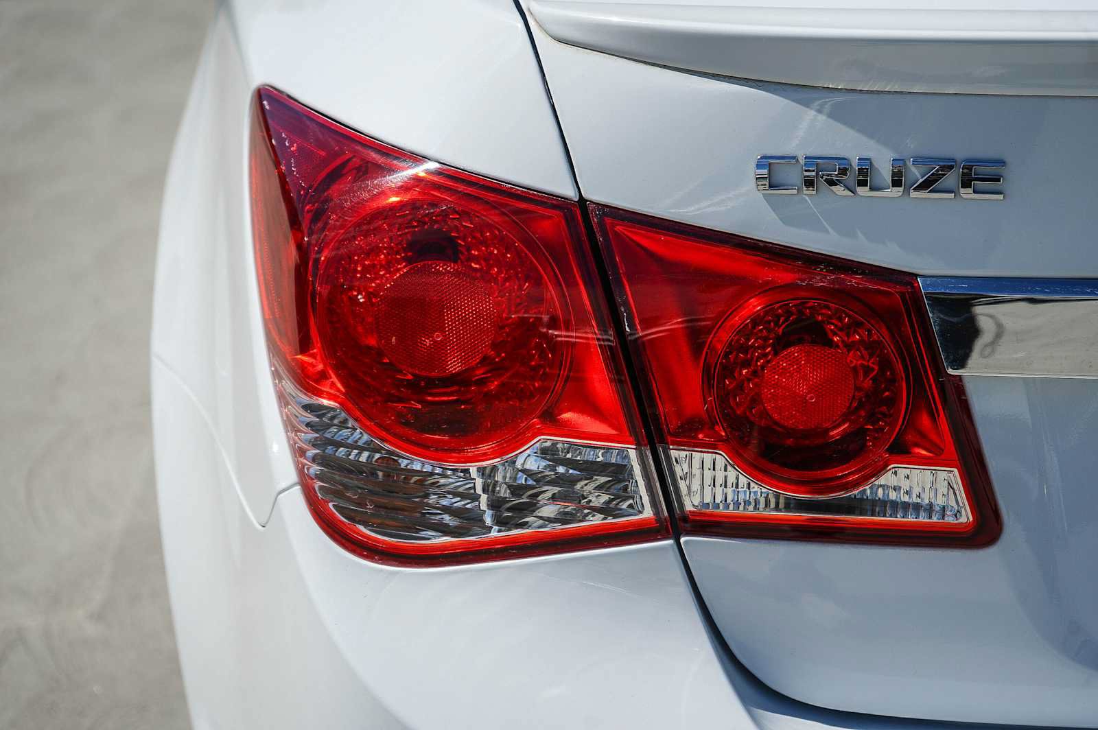 Used 2014 Chevrolet Cruze LT w/ RS Package FWD image 9