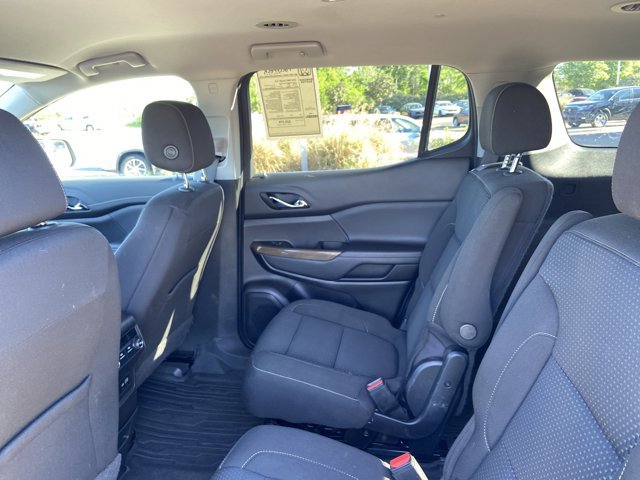 Used 2022 GMC Acadia SLE w/ Driver Convenience Package image 17