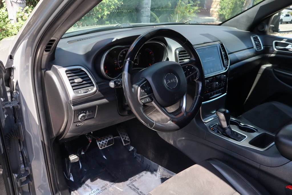 Used 2021 Jeep Grand Cherokee Laredo X RWD image 20