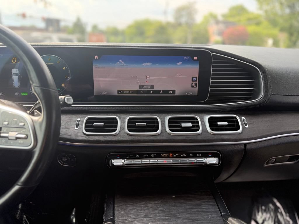 Used 2022 Mercedes-Benz GLS 450 4MATIC image 16