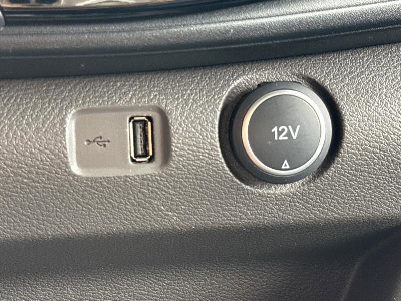 Used 2023 Ford Transit 350 XLT image 44