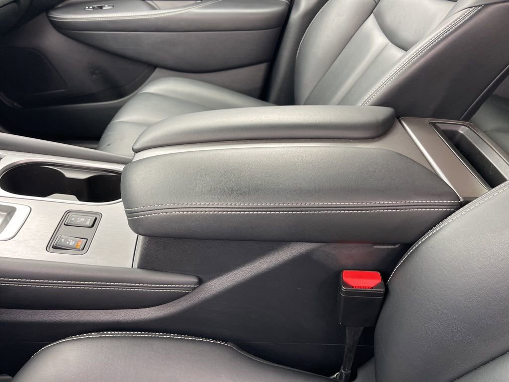 Used 2022 Nissan Murano SV image 14