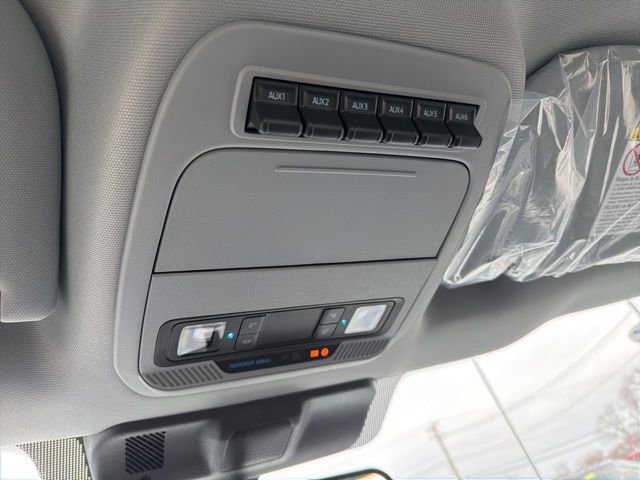 New 2026 Ford F350 XL w/ XL Chrome Package image 21