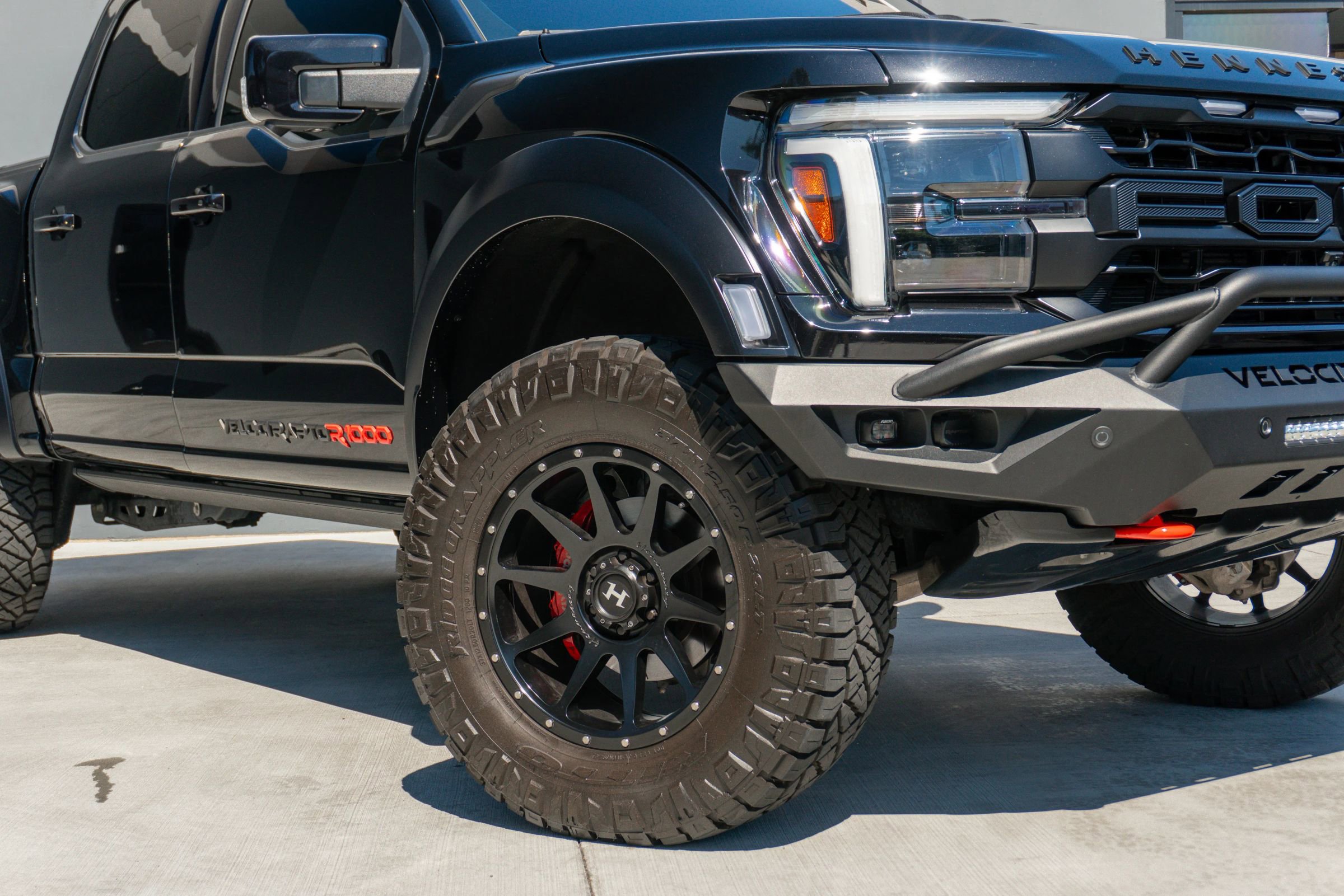 Used 2025 Ford F150 Raptor w/ Equipment Group 803A Raptor R image 37