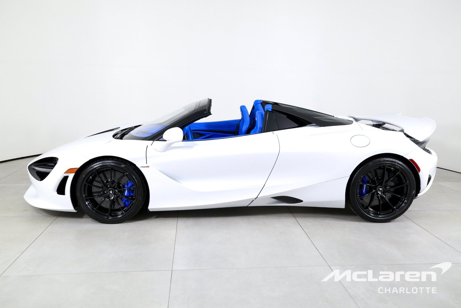 New 2026 McLaren 750S Spider RWD image 7