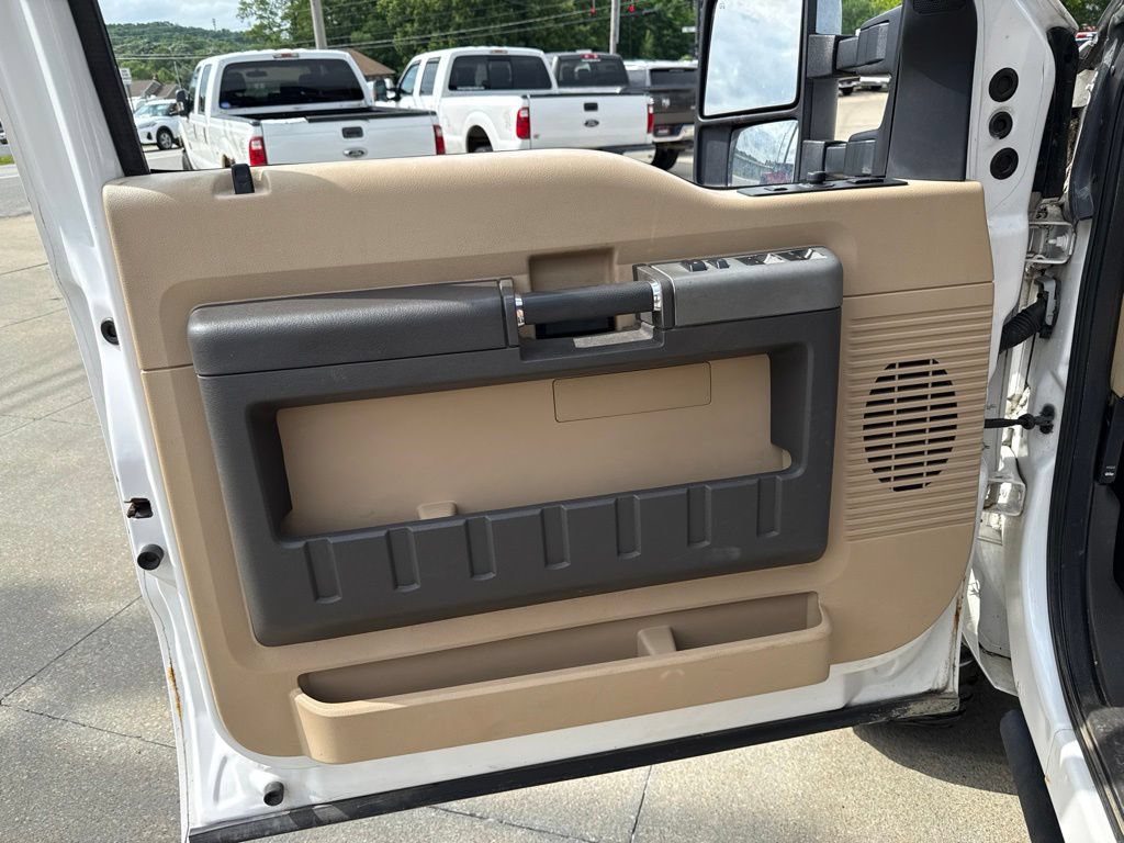 Used 2016 Ford F250 Lariat w/ Lariat Ultimate Package AWD/4WD image 19