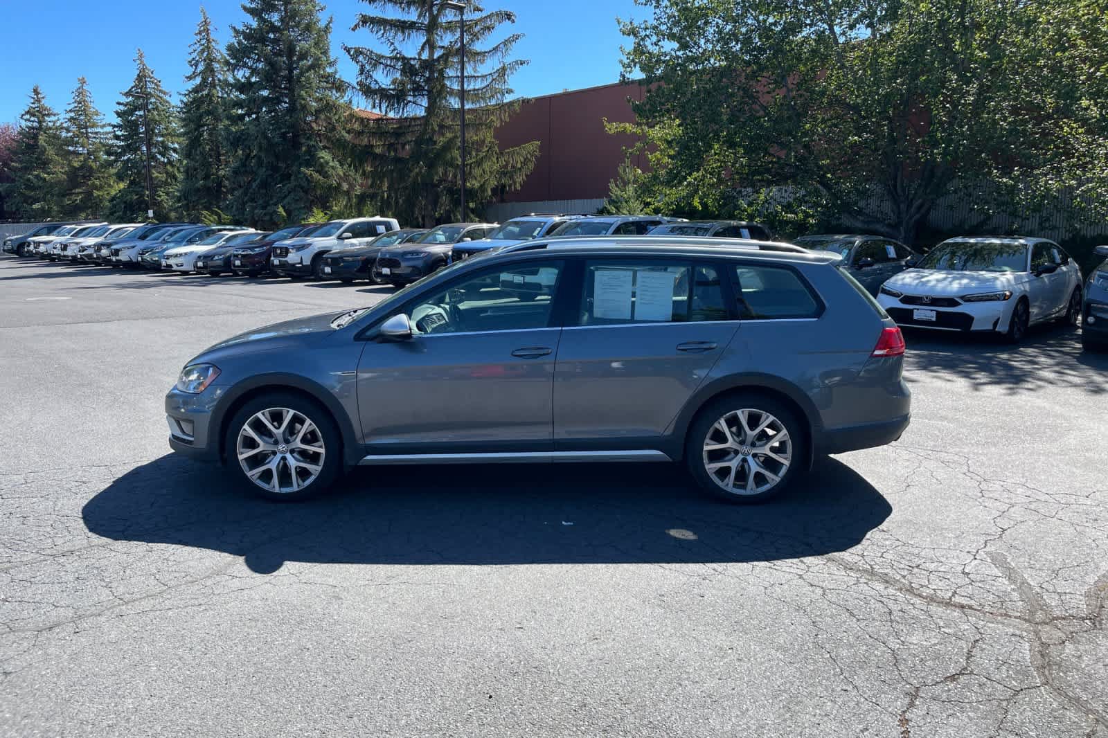 Used 2017 Volkswagen Golf Alltrack SEL AWD/4WD video 2