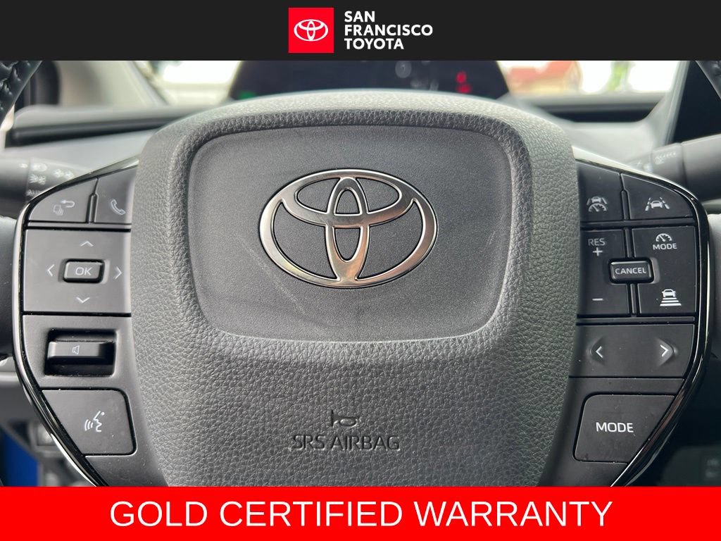 Certified 2025 Toyota Prius XLE FWD image 32