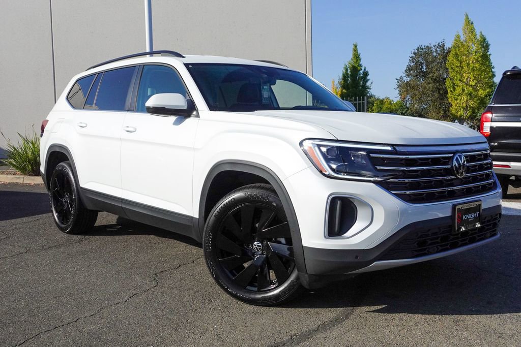 New 2026 Volkswagen Atlas SE image 3