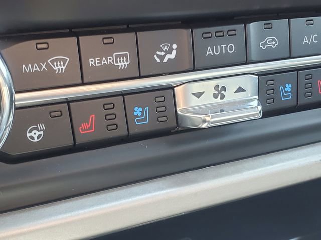 Used 2022 Ford Expedition Max XLT AWD/4WD image 23