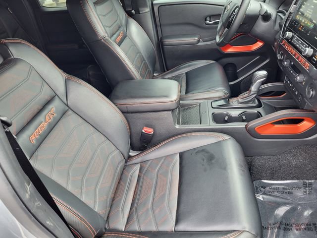 Used 2025 Nissan Frontier PRO-4X w/ Pro Premium Package image 10