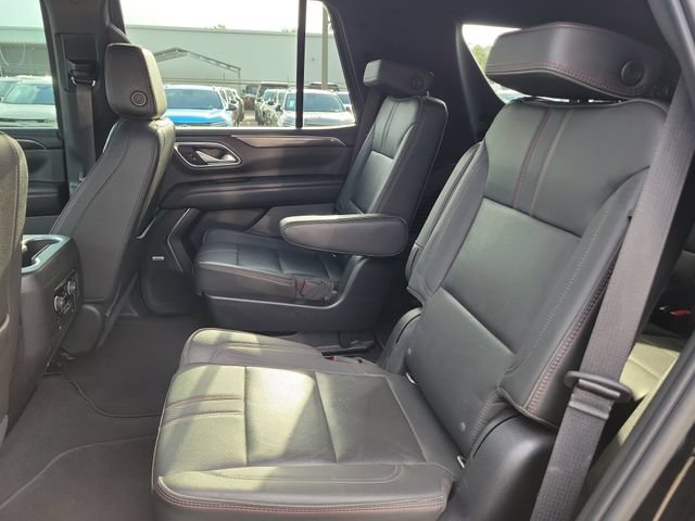 Used 2021 Chevrolet Tahoe RST w/ Luxury Package RWD image 18