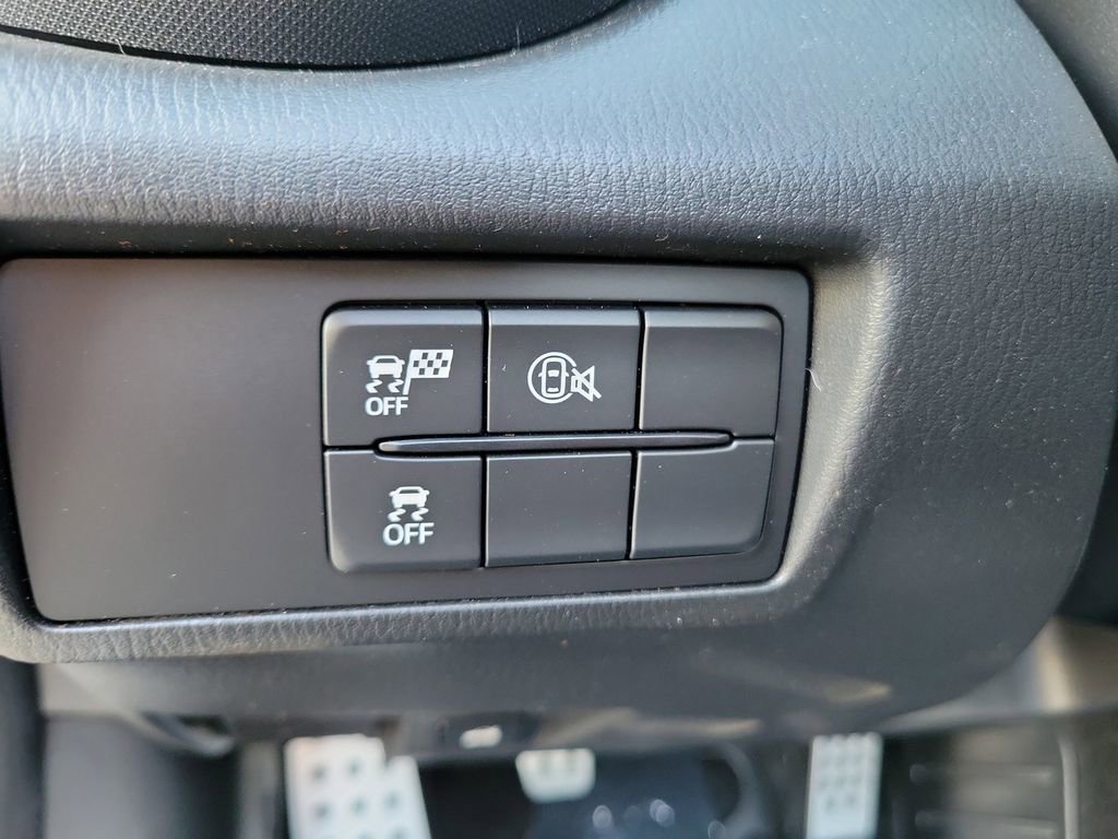 New 2026 MAZDA MX-5 Miata Club w/ Interior Package RWD image 20