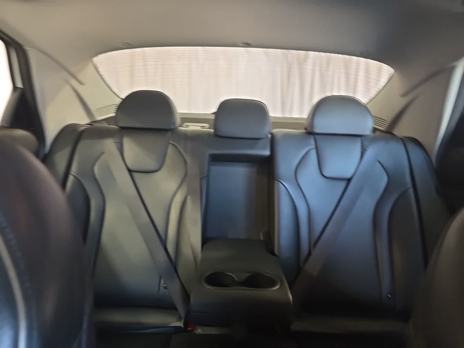 Used 2025 Hyundai Elantra Limited FWD image 21