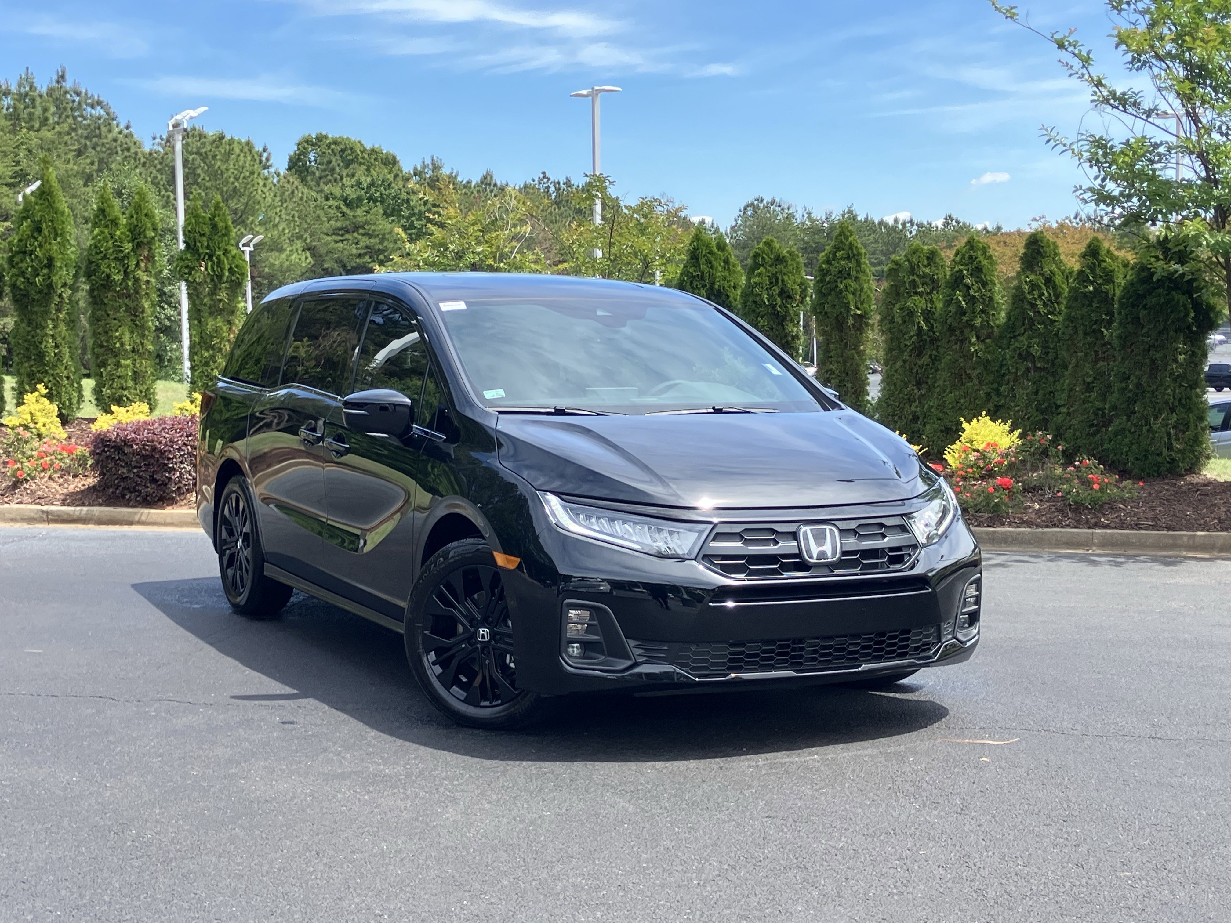 Used 2026 Honda Odyssey Sport-L image 2