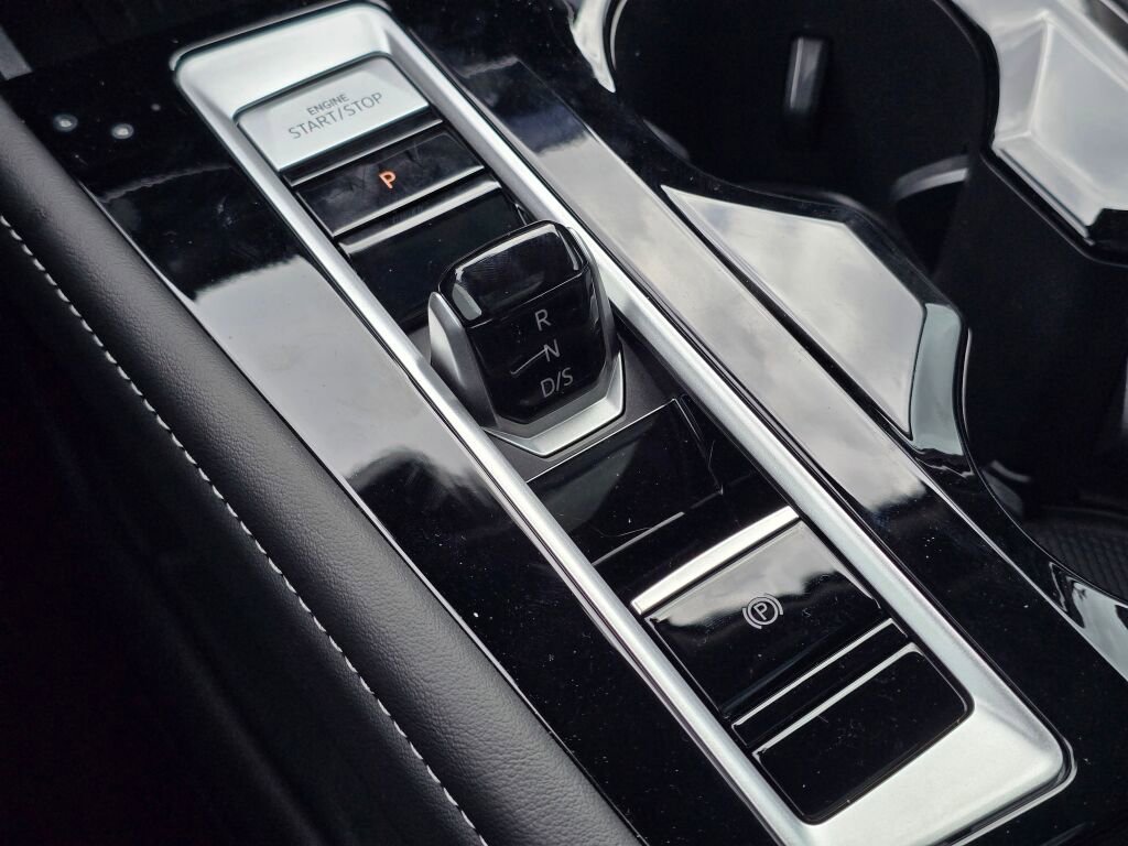 New 2025 Volkswagen Atlas SEL image 24