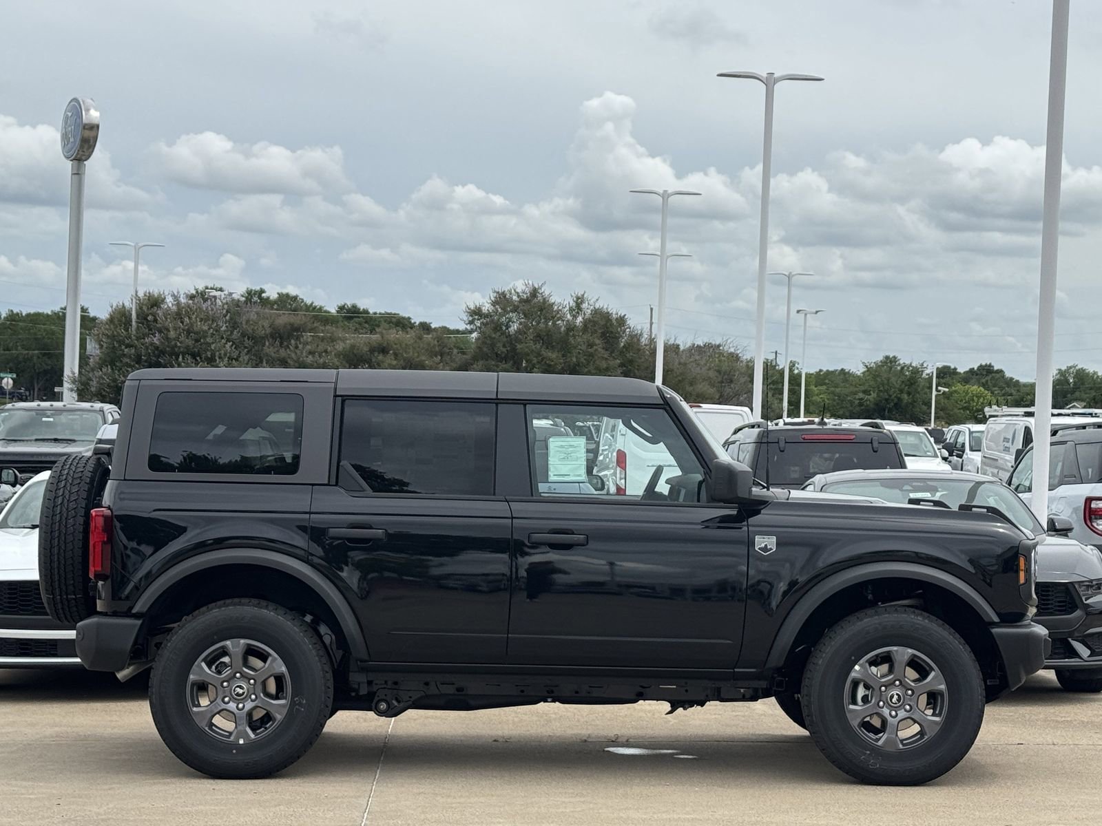 New 2026 Ford Bronco Big Bend AWD/4WD image 3
