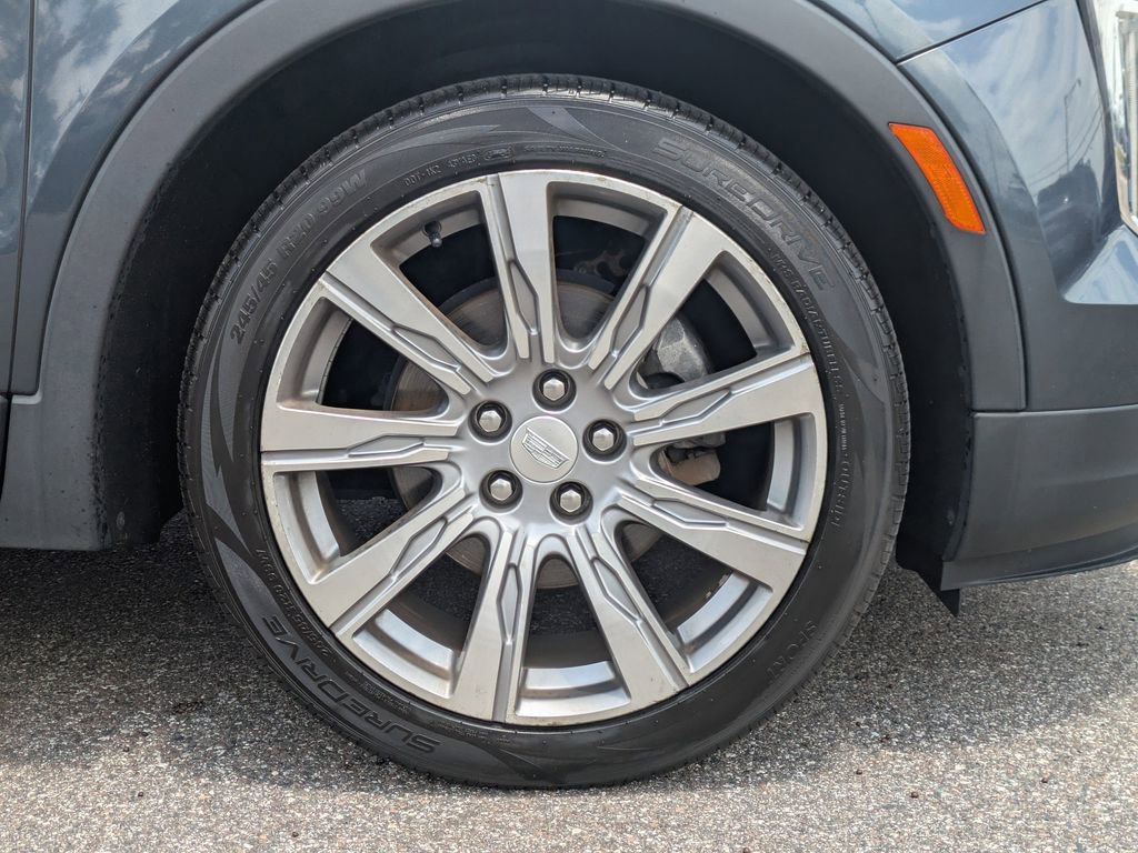 Used 2019 Cadillac XT4 Premium Luxury FWD image 11