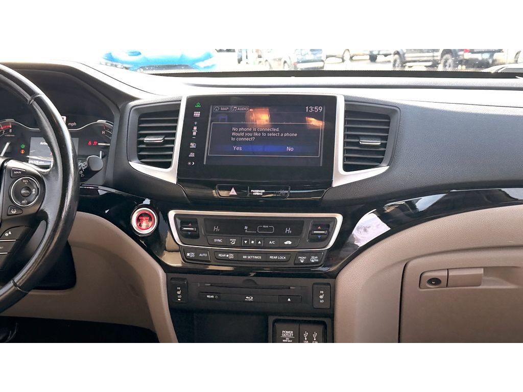 Used 2016 Honda Pilot Touring image 15