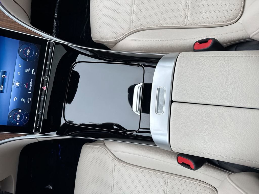 Used 2023 Mercedes-Benz C 300 4MATIC Sedan image 21