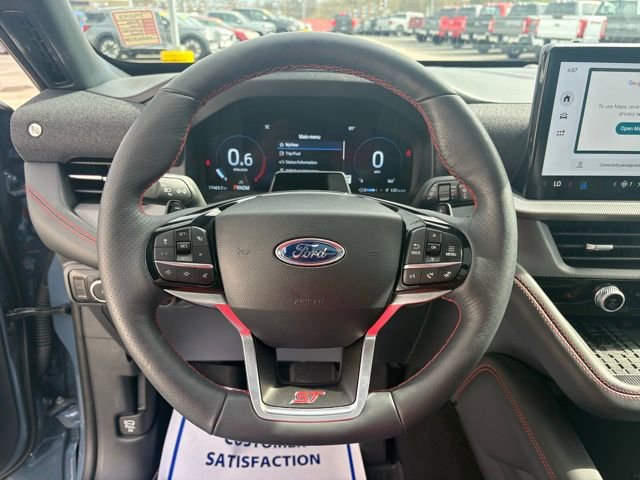 Used 2025 Ford Explorer ST image 16