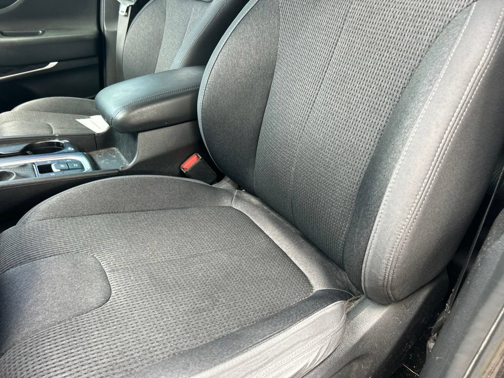 Used 2020 Hyundai Santa Fe SEL w/ Convenience Package FWD image 15