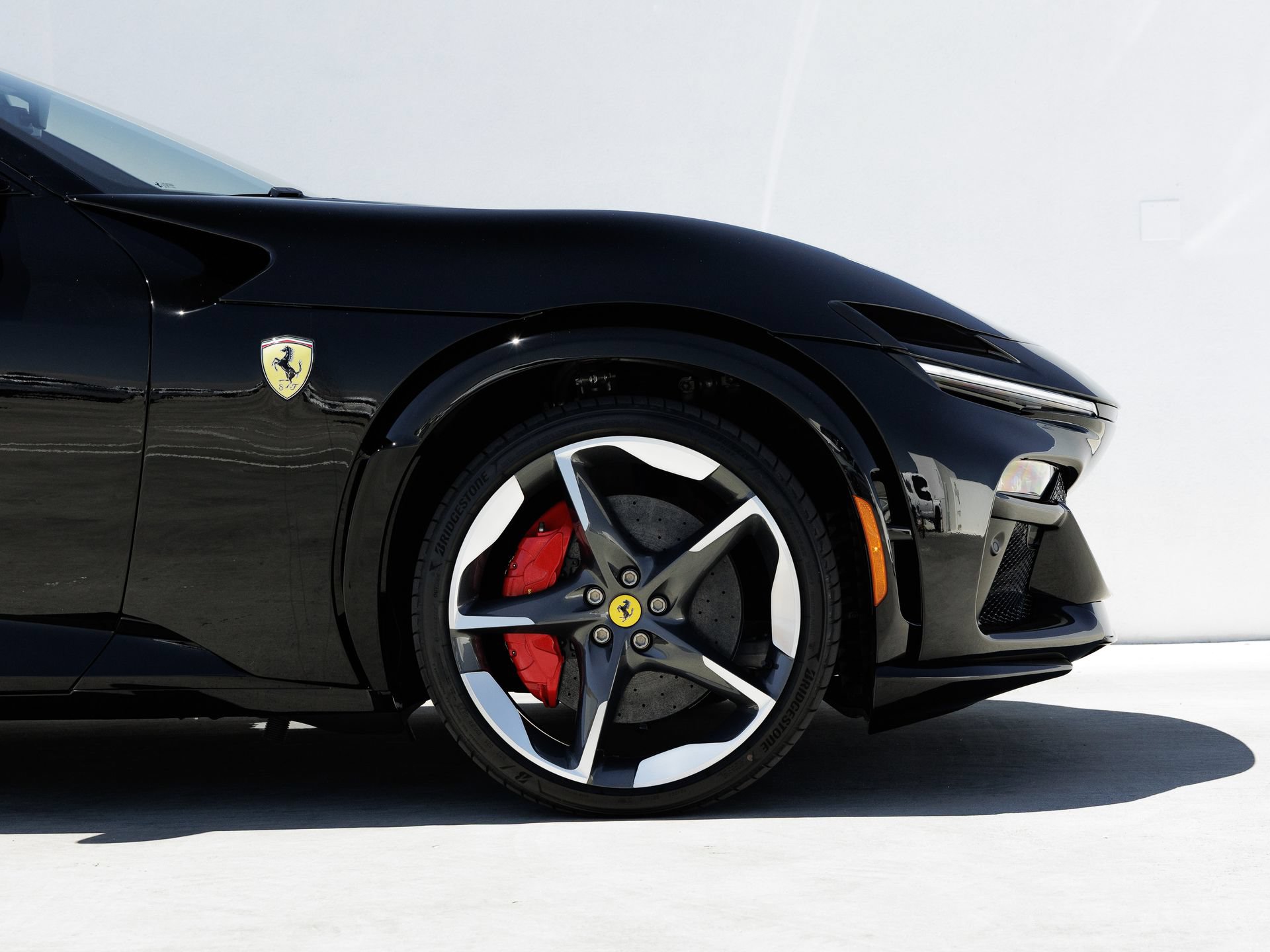 Used 2026 Ferrari Purosangue AWD/4WD image 11