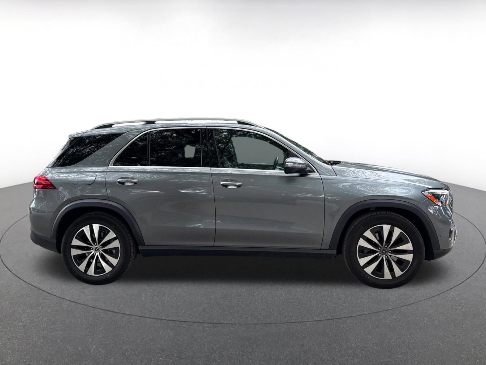 Used 2026 Mercedes-Benz GLE 350 4MATIC image 9