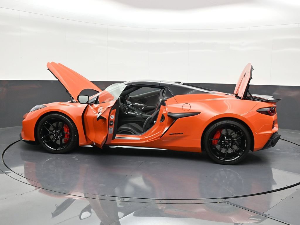Used 2026 Chevrolet Corvette Z06 image 32