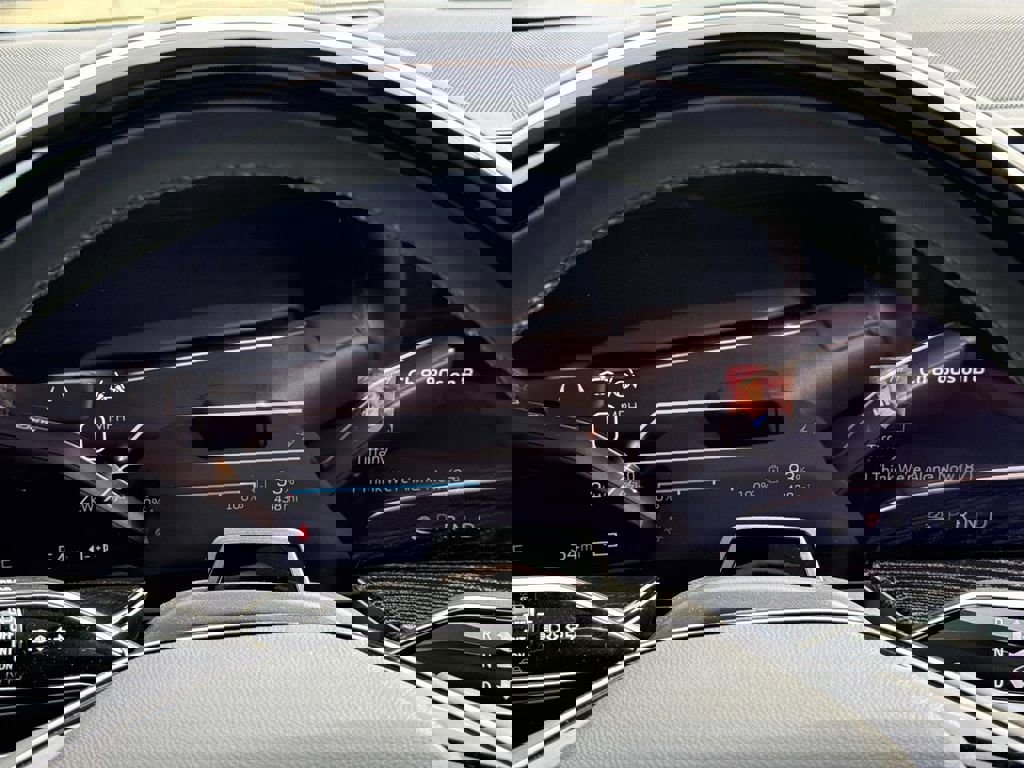 New 2026 Cadillac Escalade IQL Luxury image 28