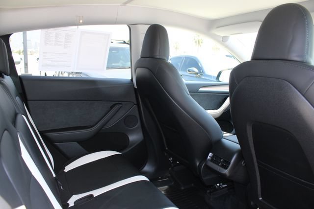 Used 2023 Tesla Model Y Long Range AWD/4WD image 7