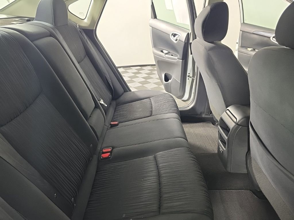 Used 2019 Nissan Sentra SV image 32