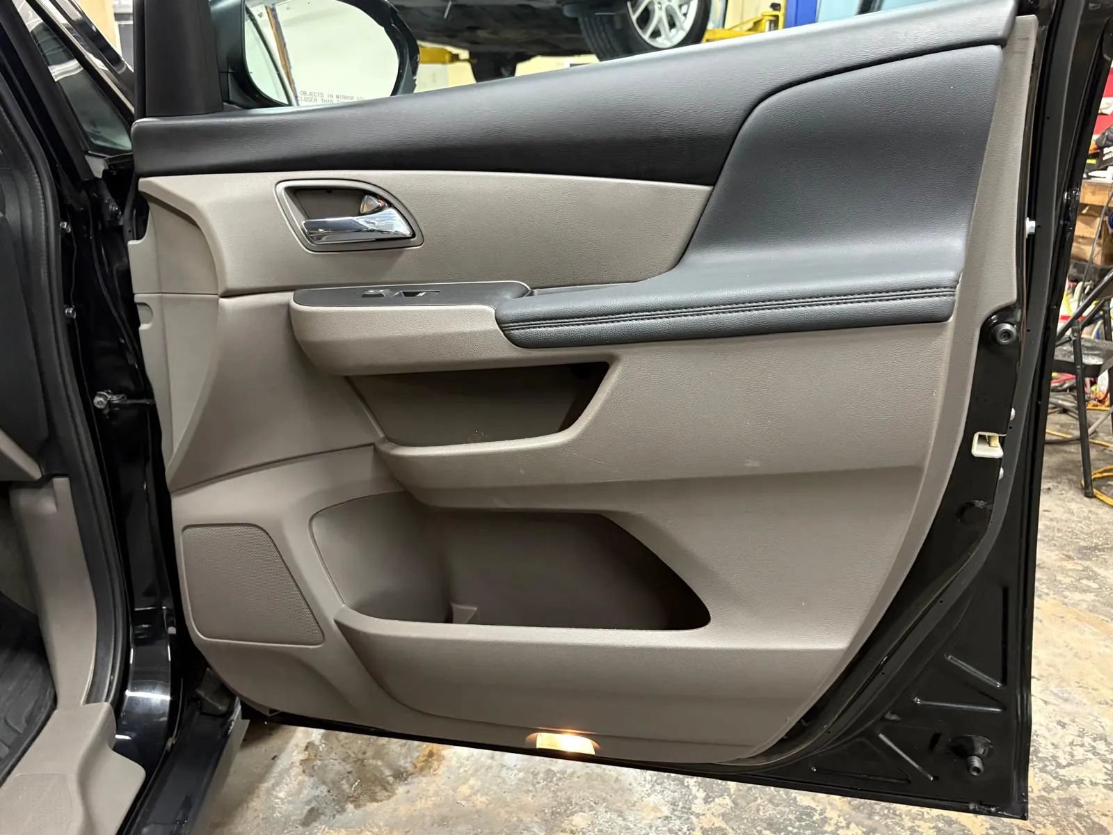 Used 2017 Honda Odyssey EX-L image 33