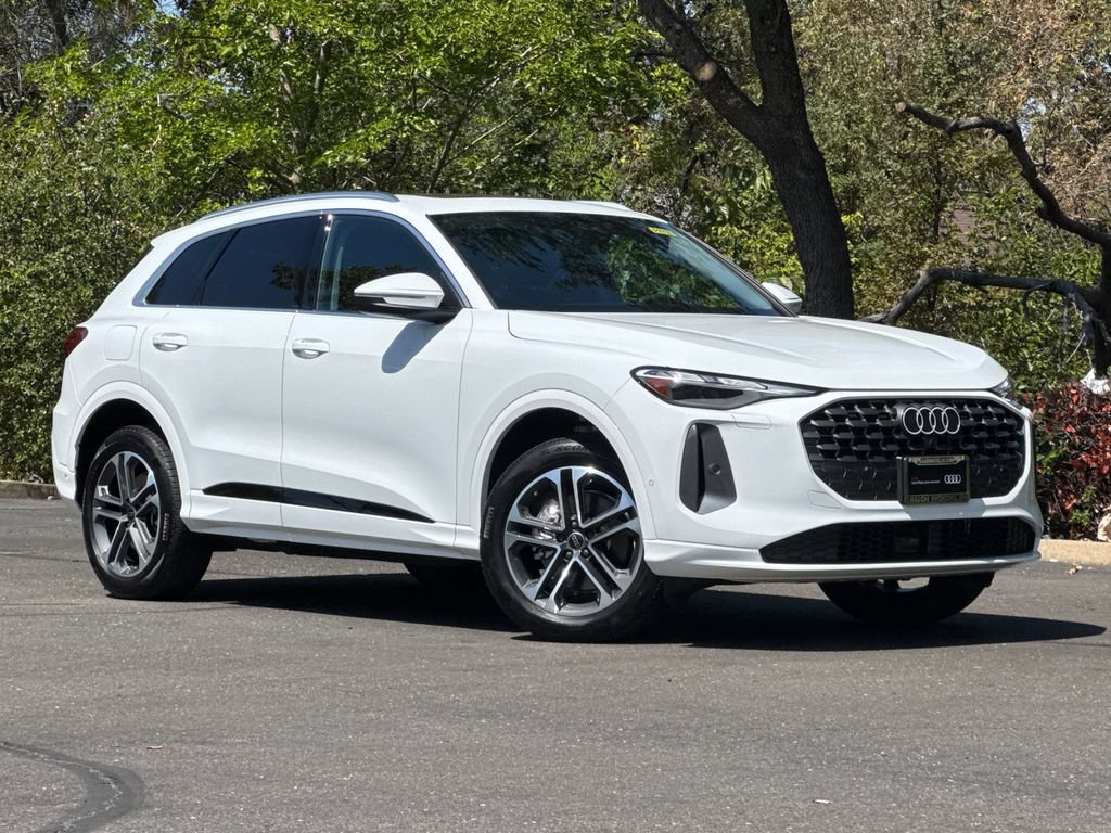 Certified 2025 Audi Q5 Premium AWD/4WD video 2