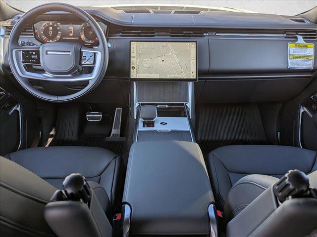 New 2025 Land Rover Range Rover Long Wheelbase SE image 16