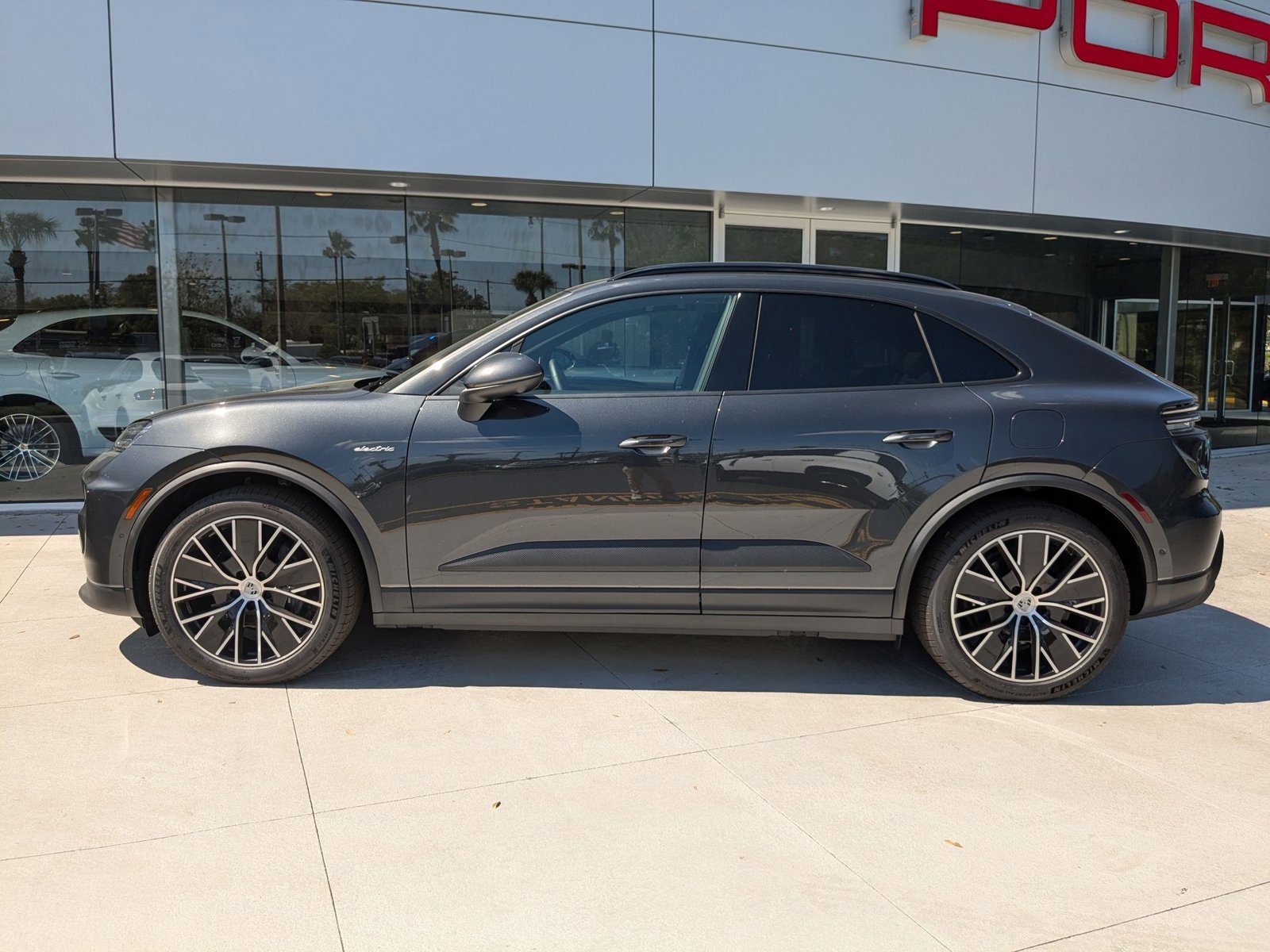 New 2024 Porsche Macan 4 Electric video 2