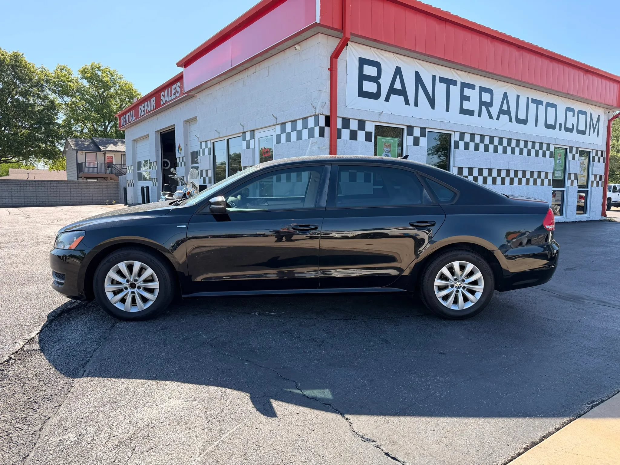 Used 2013 Volkswagen Passat 2.5 S FWD image 2